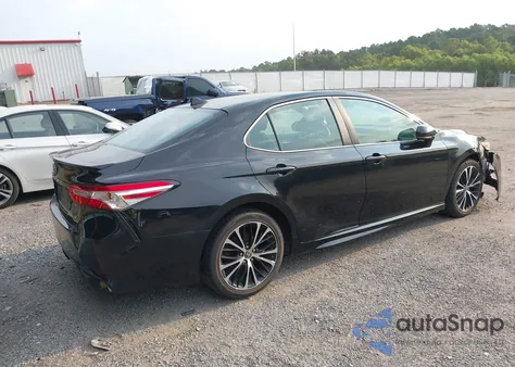 2020 Toyota Camry Se z USA, uszkodzony, nr VIN 4T1G11AK9LU307760